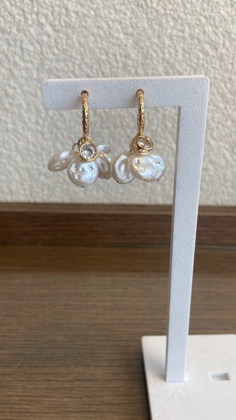 Brinco Argola com Pingentes de Pérolas dourado - Imagem 2